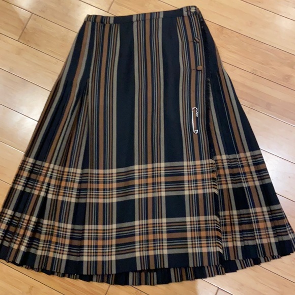 Aljean Dresses & Skirts - Vintage Aljean Plaid Skirt/Kilt